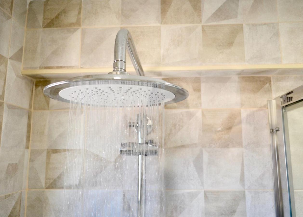 Villa Eltael - Rita Apartment - Warm Pool Until 1 November 曼塔罗塔 外观 照片